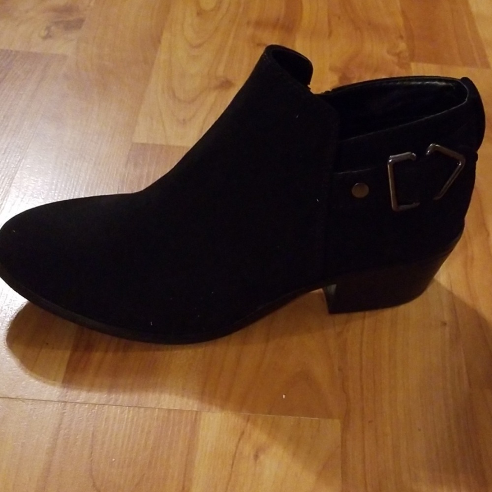 Black booties - Picture 2 of 6